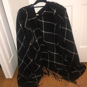 Fringe Ariana (poncho)
